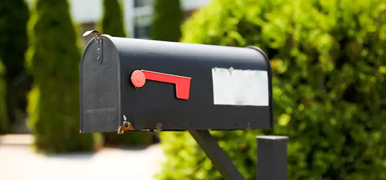 Secure Mailboxes for Packages Layton